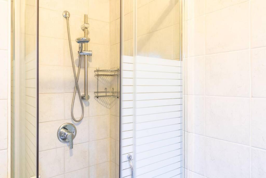 Terrazze Italiane City Center - White Apartment Verona Bagian luar foto
